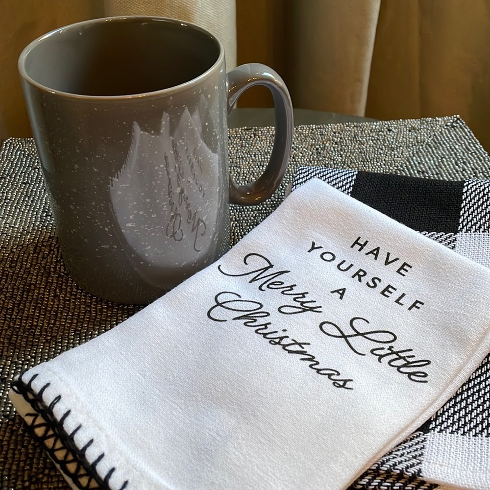 New! 20 ounce gray/white glazed mug and 2-100% cotton dish towels, Xmas